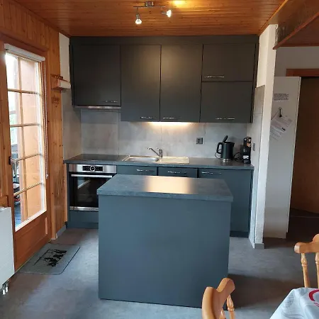 Oeillet 3 צ'מפאוסין